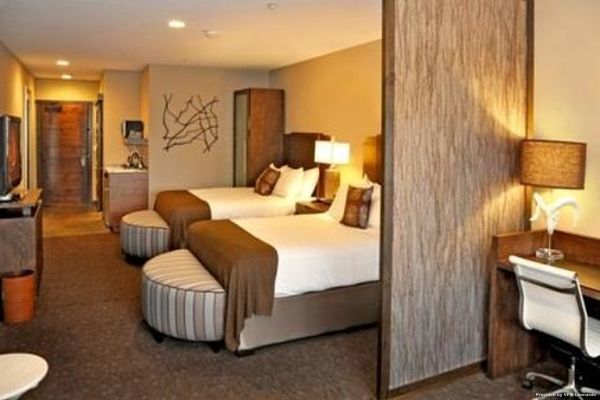 Oxford Hotel Bend